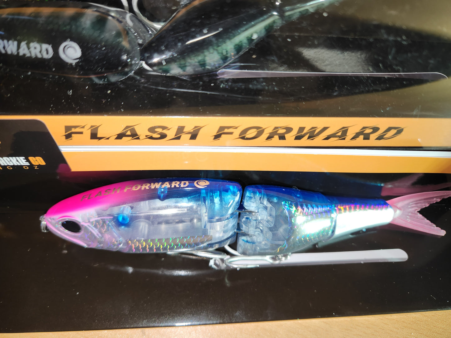 Flash Forward Hard Body wake bait